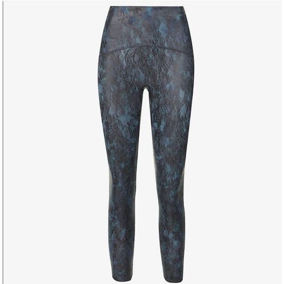 SPANX Booty Blaster 7/8 Legging Faux Snakeskin Navy Reptile XS - Picture 7 of 7